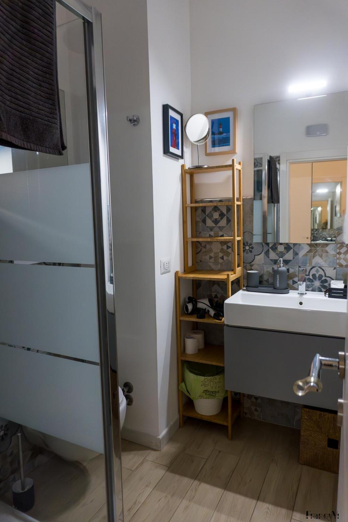 Appartamento Casina Mia,viale Orazio Flacco 5 Policlinico *